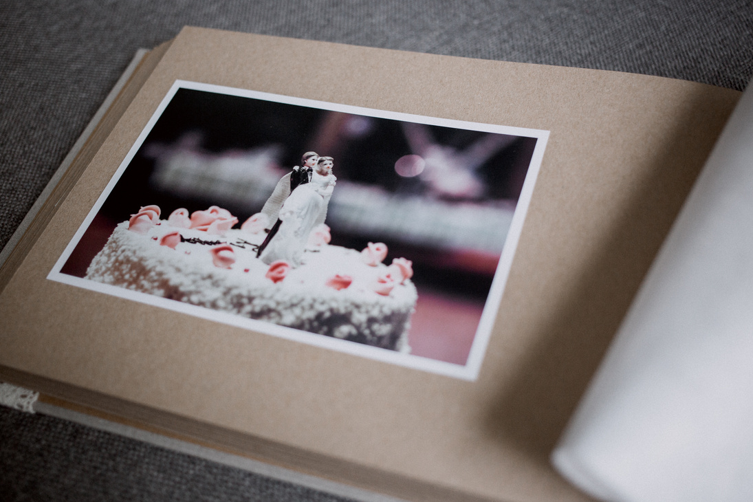 Wedding Cake Photo in Photo Album